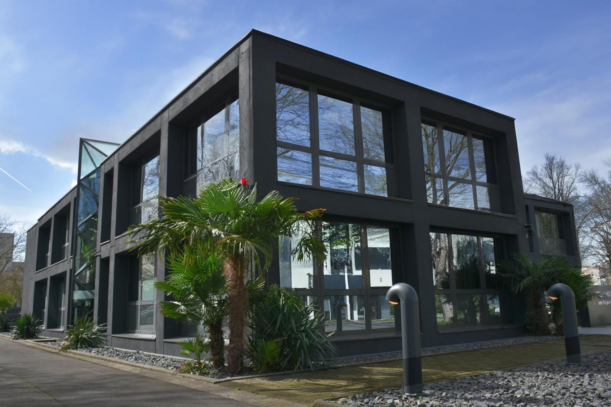 Tibet Hotel Am Airport Duesseldorf-ラーティンゲン エクステリア 写真